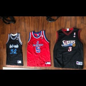 Kids throwback basketball jerseys. O’Neal, Iverson & Howard